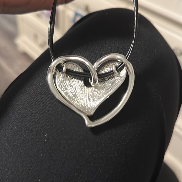 Silver heart necklace - Picture 3 of 4